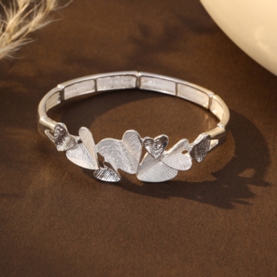 Gracee Elasticated Heart Bangle - Silver